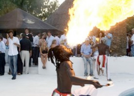 2009 White & Gold Party [Video]